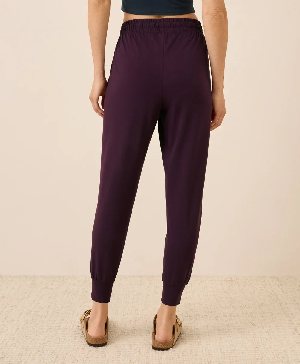 clearance luxe essential jogger