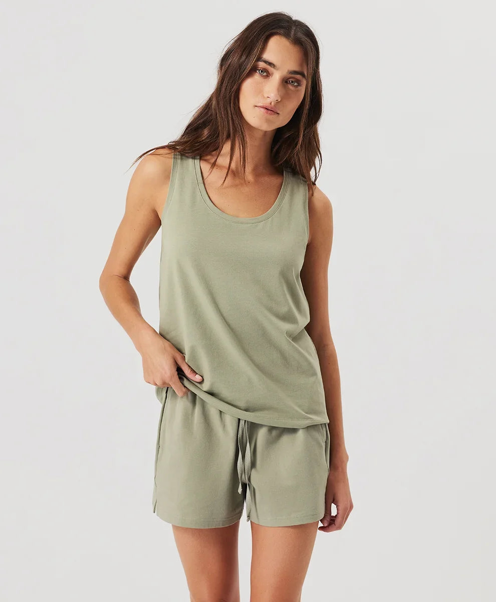 clearance luxe essential scoop neck tank
